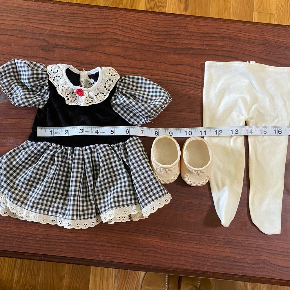 Vintage 1989 18-inch Horsman Doll Outfit